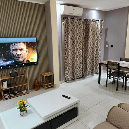 Appartement Meuble 1Ch 2E Ch Dispo Avec Un Supplement E1D à Douala Extérieur photo